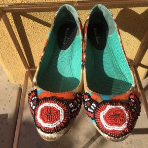 Beaded, printed flats